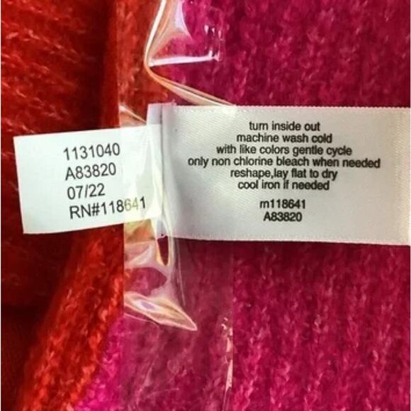 Lane Bryant Classic Turtleneck Colorblock Sweater in Very Berry 22 24 3X New - Picture 4 of 11